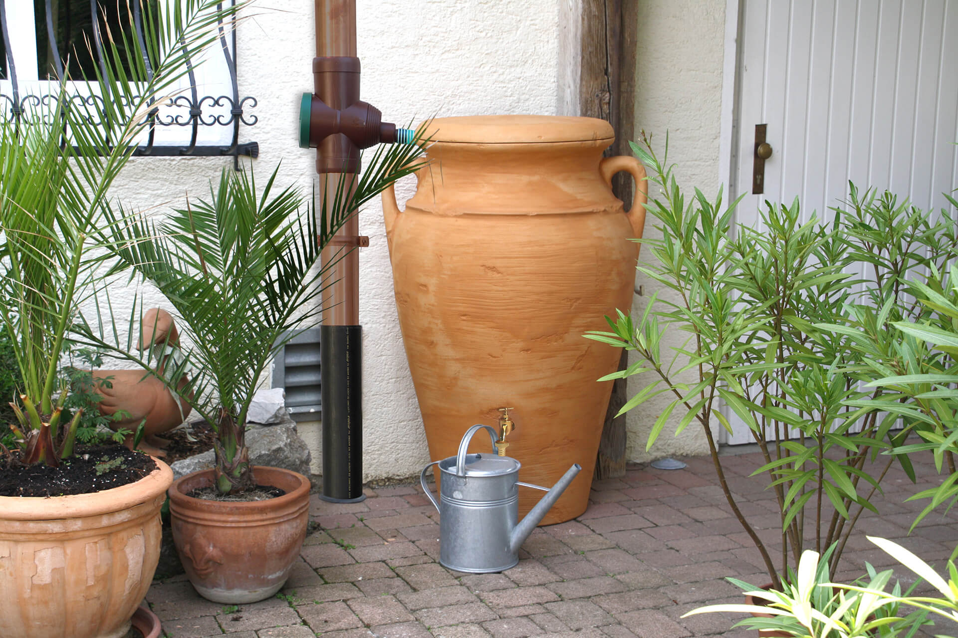 Helena Water Butt – 300L Amphora Style Rainwater Tank 1 Helena Terracotta Water Butt BG2